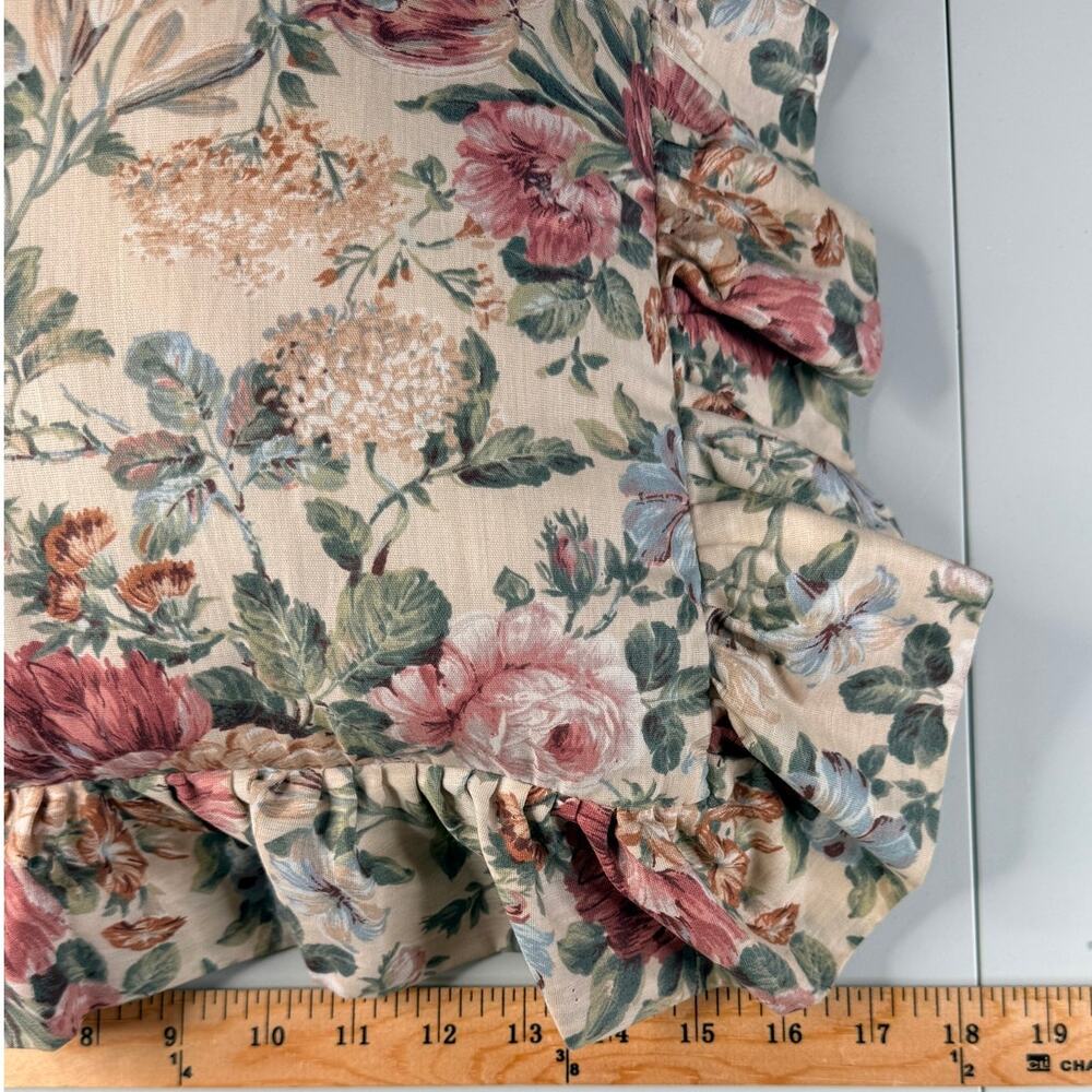VTG Floral Ruffled Throw Pillows Cottagecore Shabby Chic Grandmacore Cluttercore - Picture 3 of 5